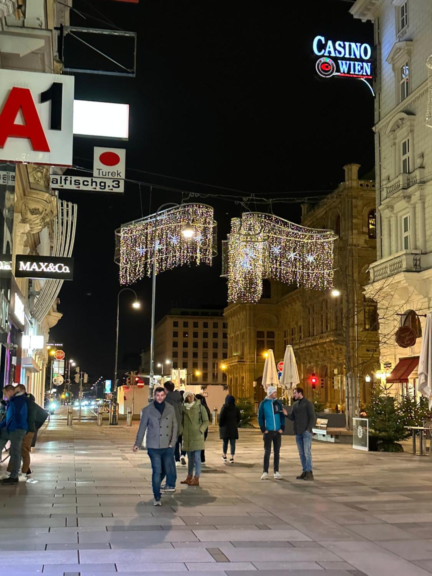 Apartment Opera 1 Вена Экстерьер фото