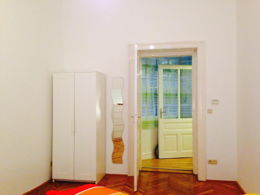 Apartment Opera 1 Вена Экстерьер фото